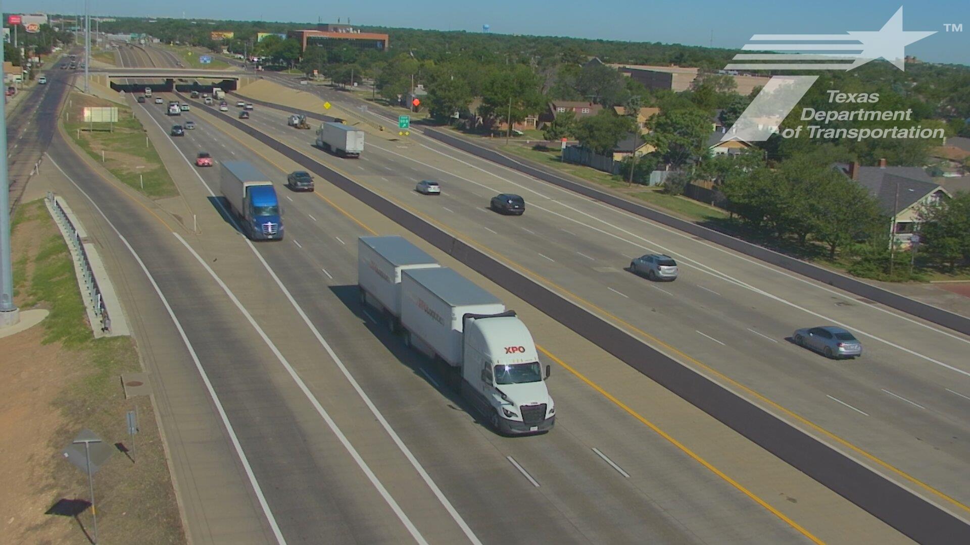 Live snapshot from IH40 @ Van Buren