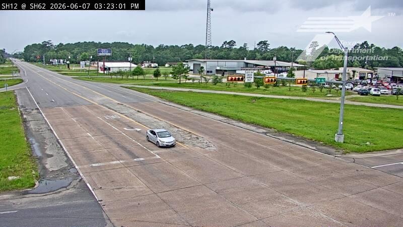 Live snapshot from BMT - SH-12 @ SH-62 - Mauriceville - EB Traffic