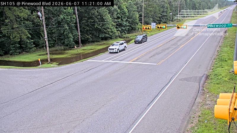 Live snapshot from BMT SH105 @ Pinewood Blvd