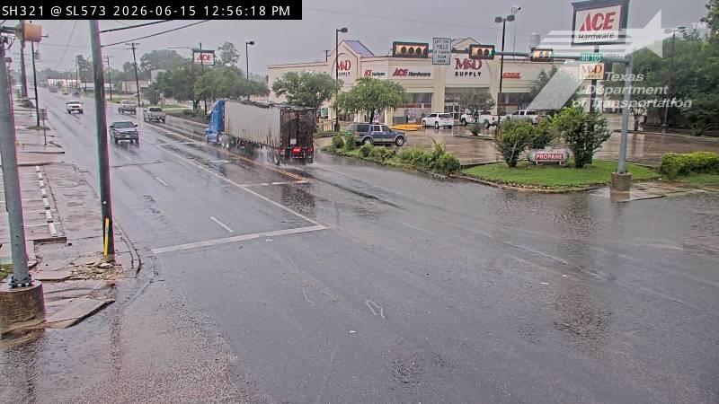 Live snapshot from SH321 @ SL573 - Cleveland