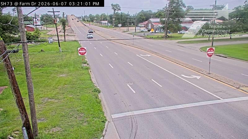 Live snapshot from SH73 @ Farm Dr - Bridge City