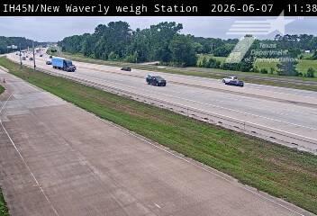 Live snapshot from IH45@New Waverly Weigh Station