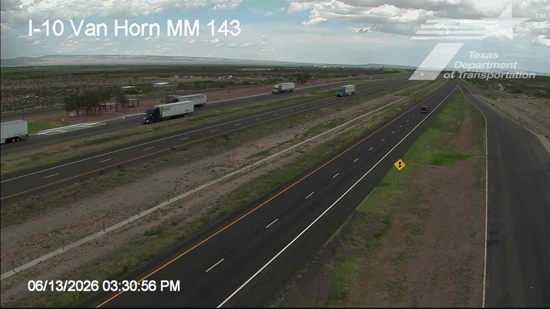 Live snapshot from I-10 @ Van Horn MM143