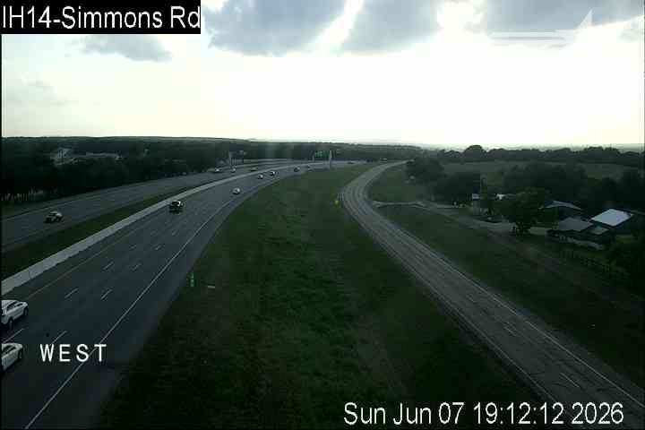Live snapshot from I14@Simmons Rd - Belton