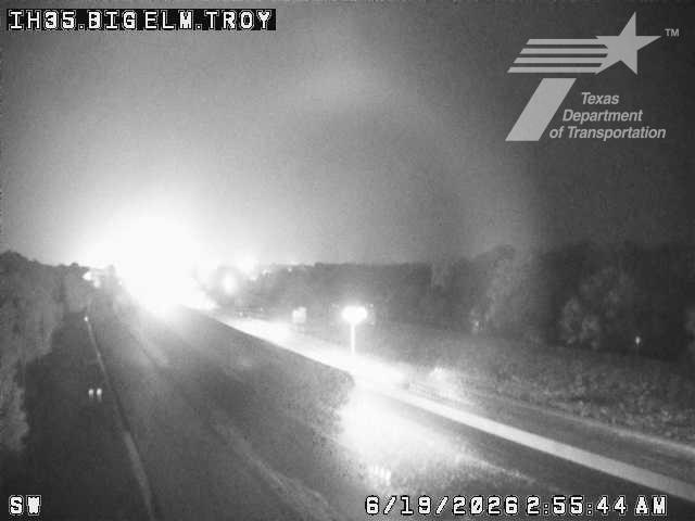 Live snapshot from IH35 south of Big Elm rd