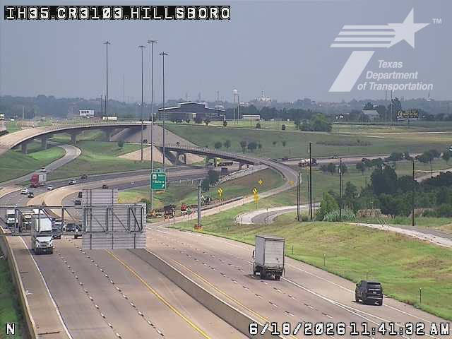 Live snapshot from IH35 North of CR3103