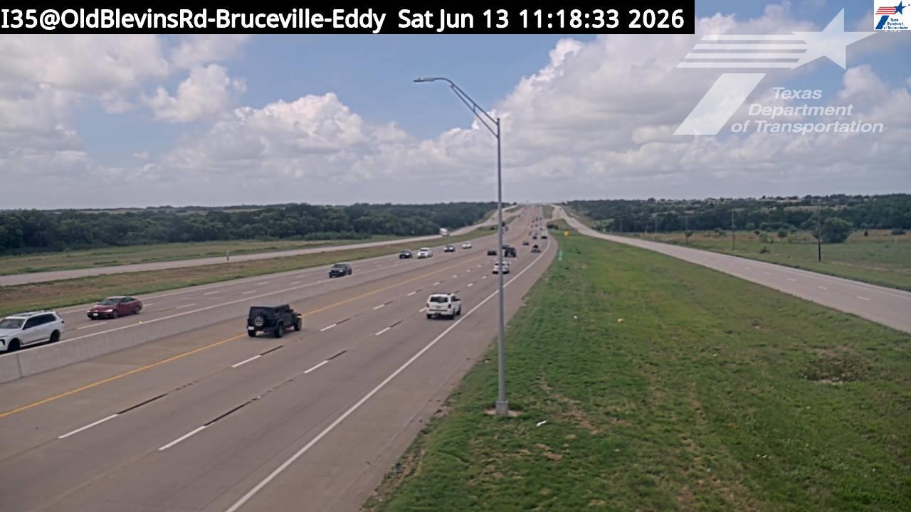 Live snapshot from I35@OldBlevinsRd-Bruceville-Eddy
