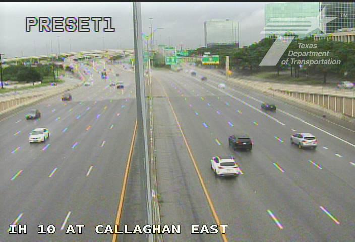 Live snapshot from IH 10 at Callaghan East