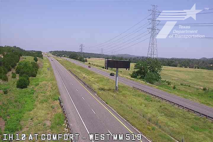 Live snapshot from IH 10 at Comfort - West (MM 519)