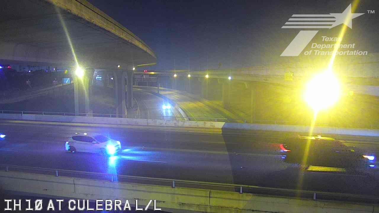 Live snapshot from IH 10 at Culebra (Lower Lvl)