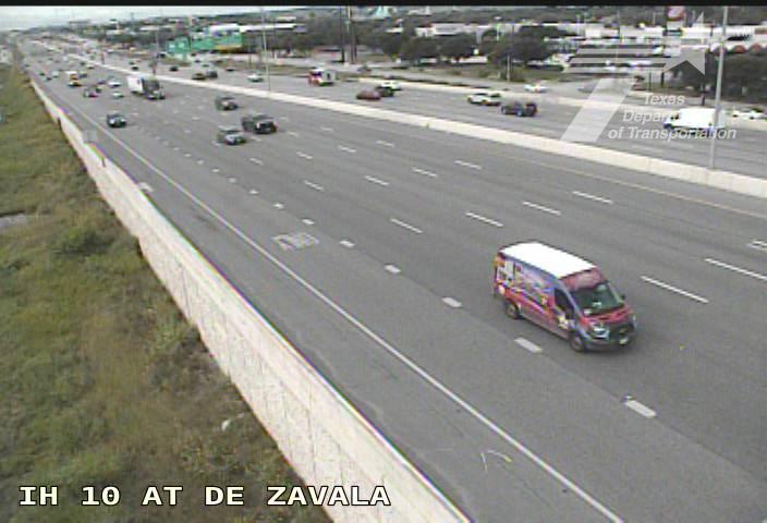 Live snapshot from IH 10 at De Zavala