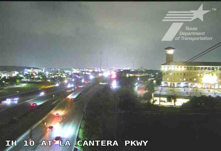 Live snapshot from IH 10 at La Cantera Pkwy