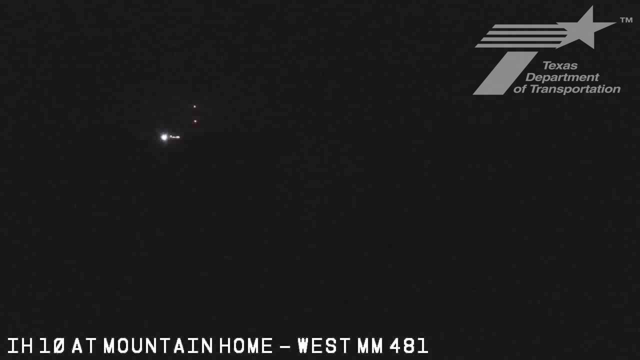 Live snapshot from IH 10 at Mountain Home - West (MM 481)