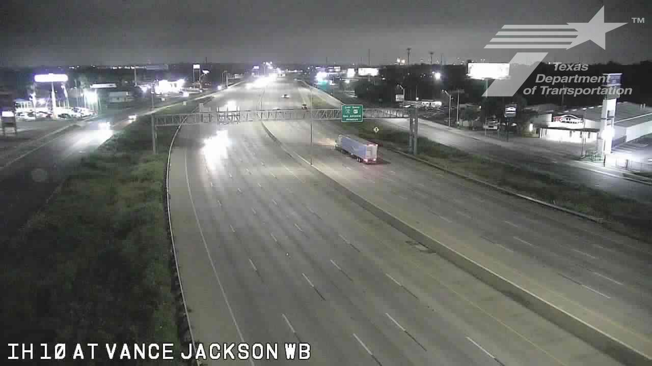 Live snapshot from IH 10 at Vance Jackson WB