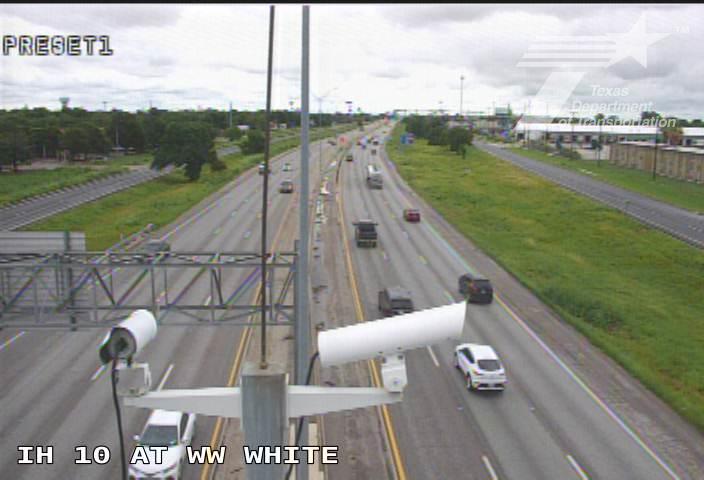 Live snapshot from IH 10 at WW White
