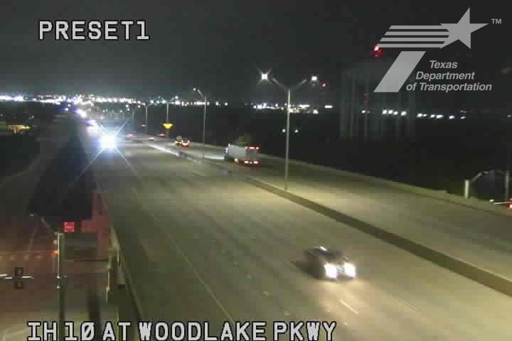 Live snapshot from IH 10 at Woodlake Pkwy