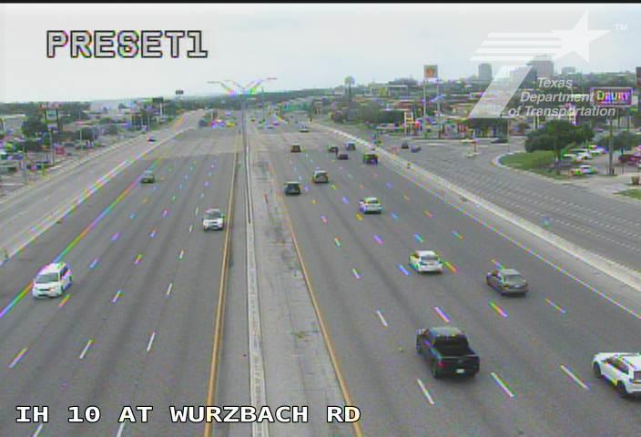 Live snapshot from IH 10 at Wurzbach