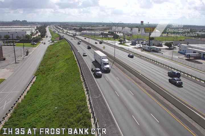 Live snapshot from IH 35 at Frost Bank Center Dr