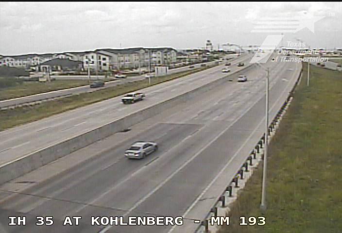 Live snapshot from IH 35 at Kohlenberg (MM 193)