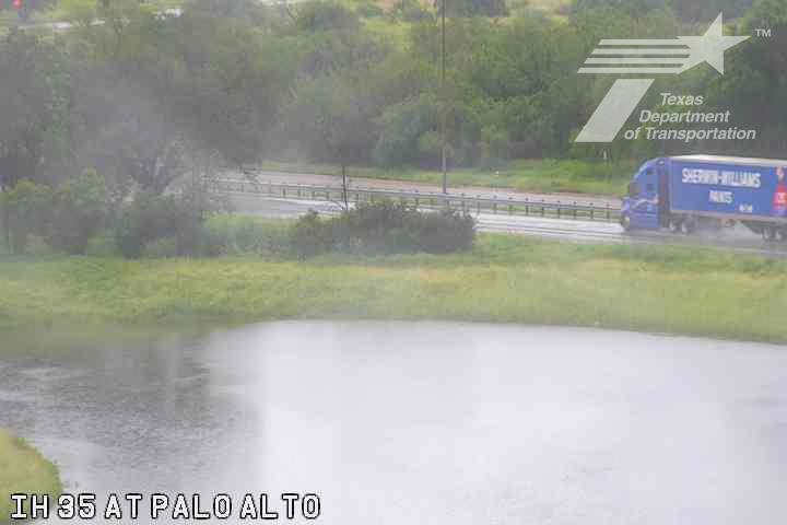 Live snapshot from IH 35 at Palo Alto