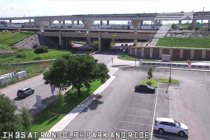 Live snapshot from IH 35 at Randolph Park and Ride
