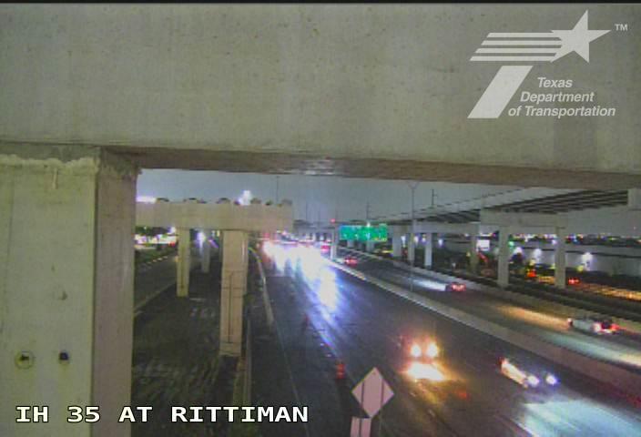 Live snapshot from IH 35 at Rittiman