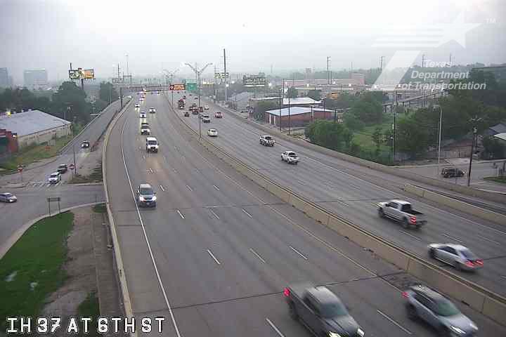 Live snapshot from IH 37 at 6th St