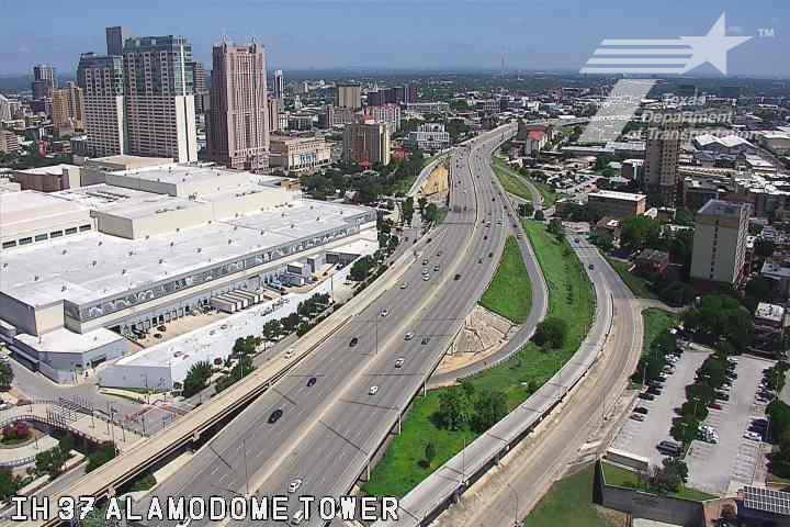 Live snapshot from IH 37 at Alamodome Tower