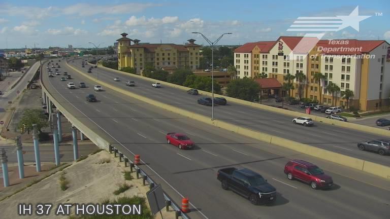 Live snapshot from IH 37 at Houston