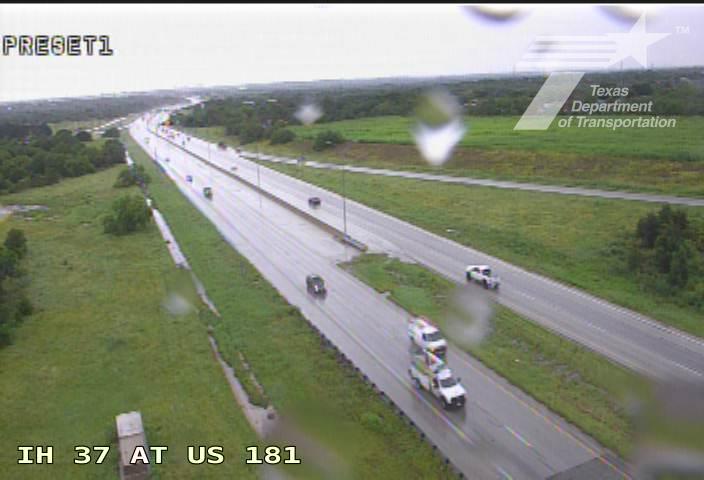 Live snapshot from IH 37 at Hwy 181