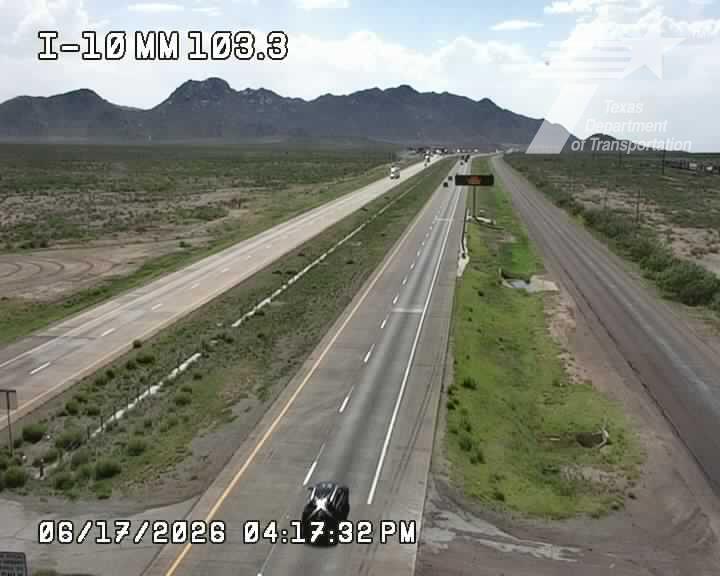 Live snapshot from IH-10 @ MM 103.3