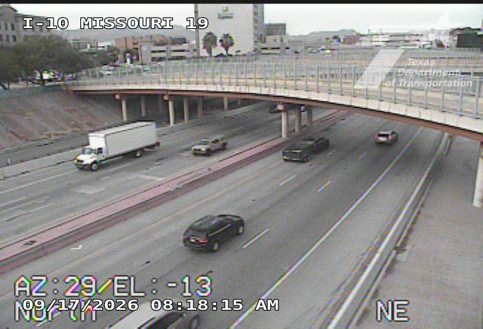 Live snapshot from IH-10 @ Missouri