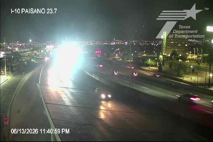 Live snapshot from IH-10 @ Paisano