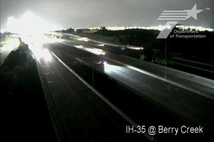 Live snapshot from IH-35 @ Berry Creek