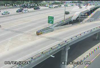 Live snapshot from IH-35 @ Clarkson