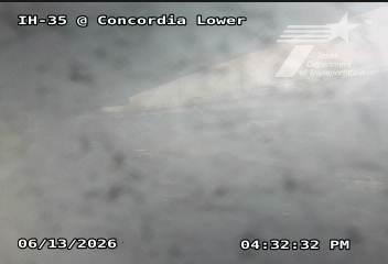 Live snapshot from IH-35 @ Concordia Lower
