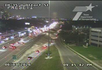 Live snapshot from IH-35 @ E Oltorf