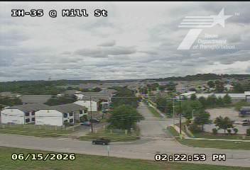 Live snapshot from IH-35 @ Mill St
