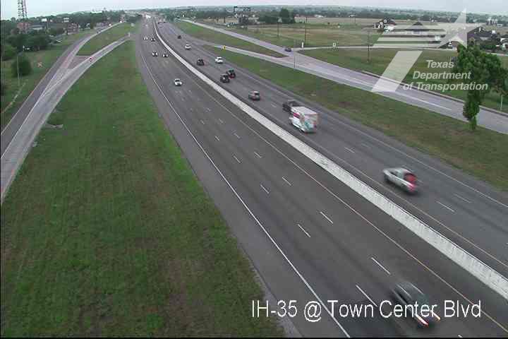 Live snapshot from IH-35 @ Town Center Blvd
