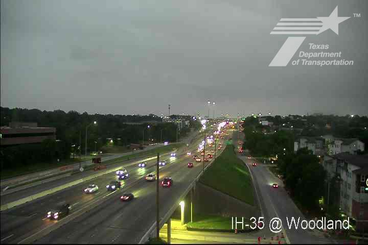 Live snapshot from IH-35 @ Woodland