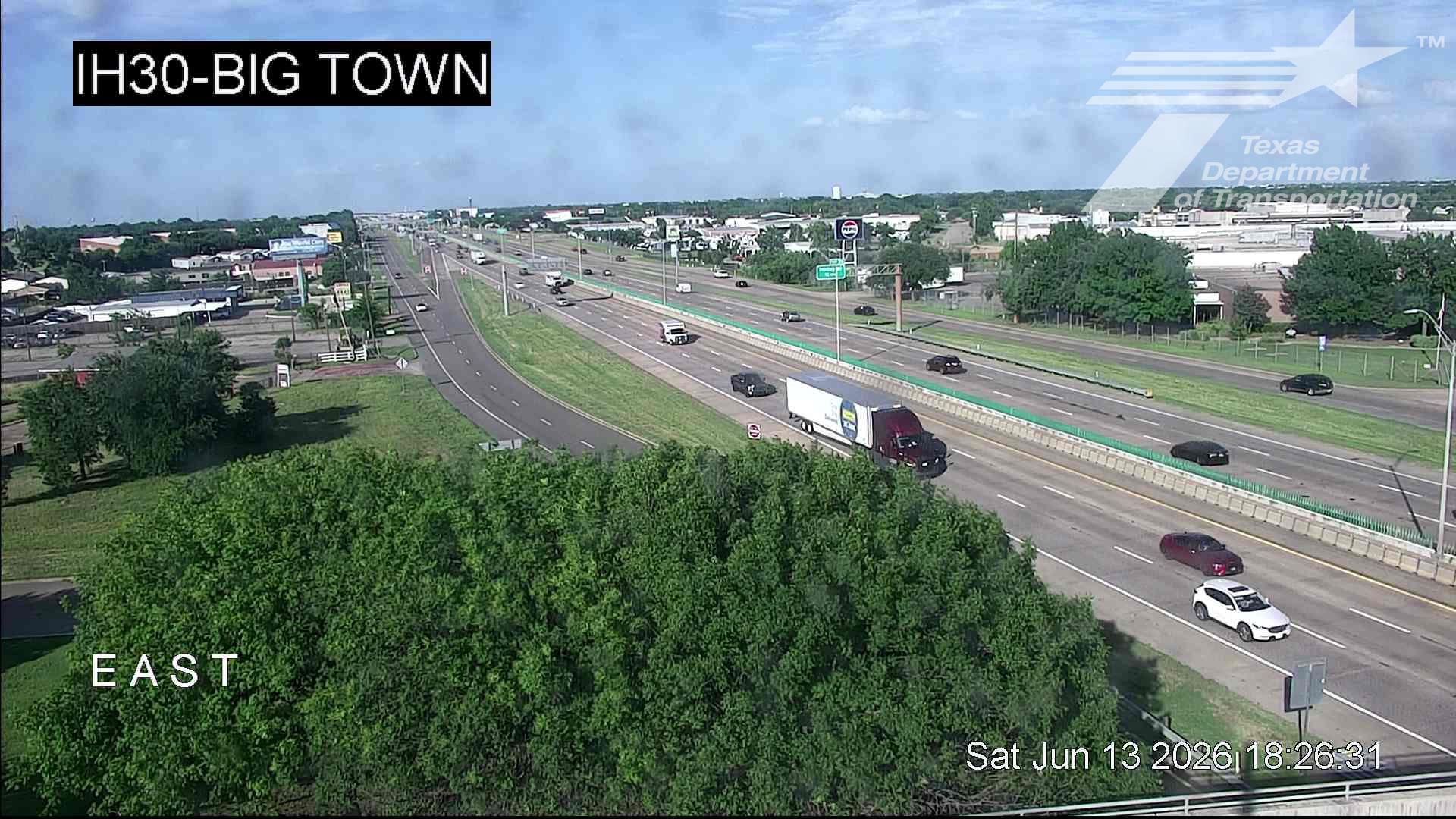 Live snapshot from IH30 @ Big Town