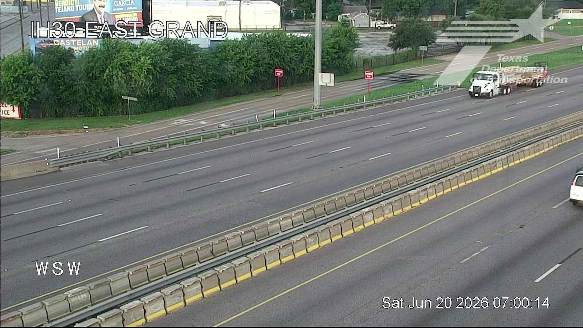 Live snapshot from IH30 @ East Grand