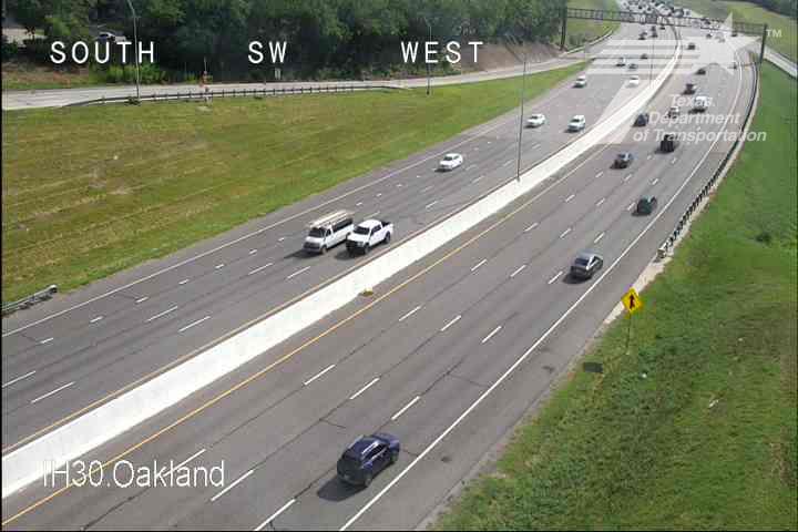 Live snapshot from IH30 @ Oakland