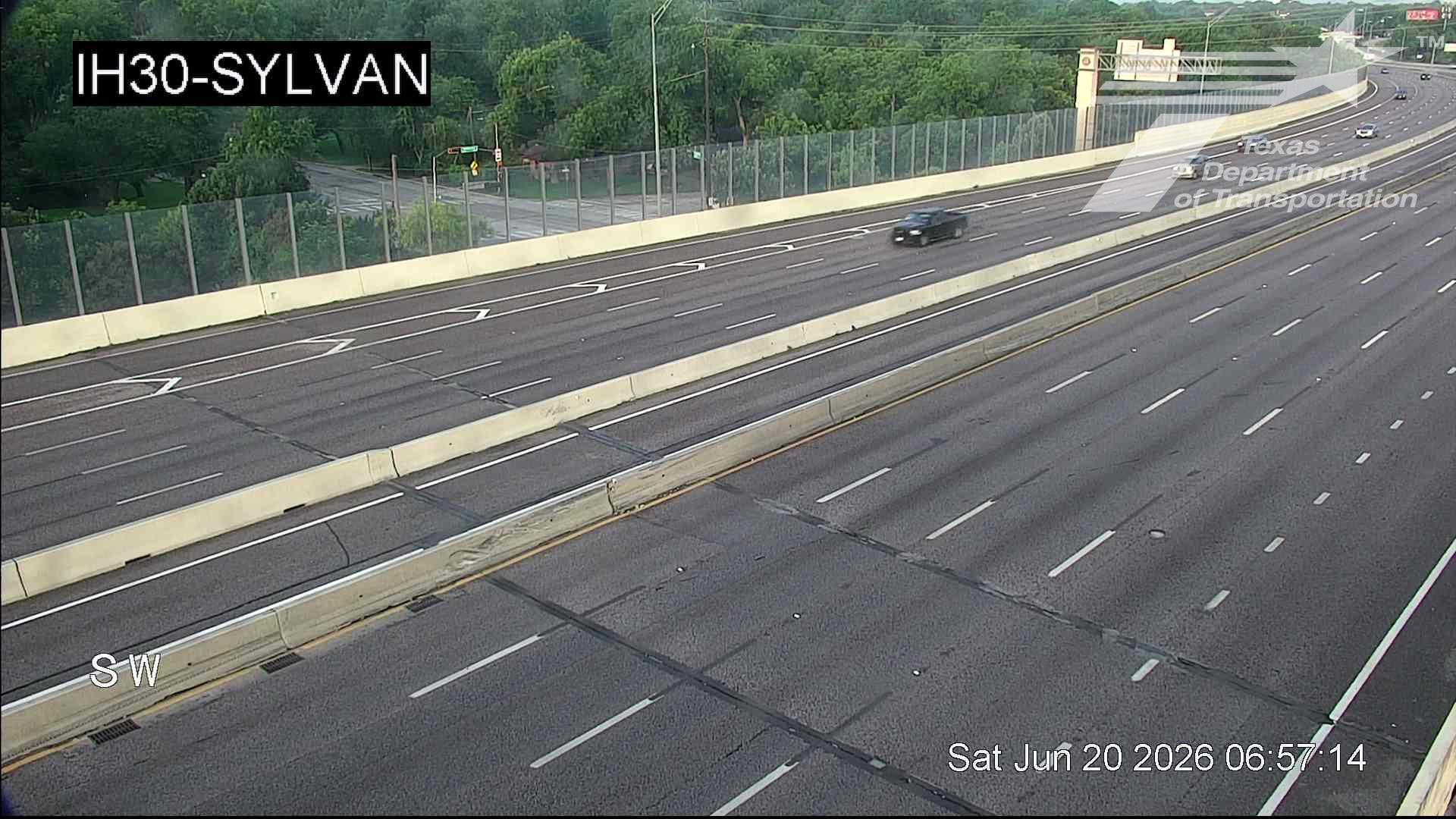 Live snapshot from IH30 @ Sylvan
