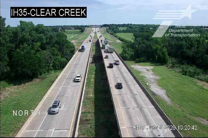 Live snapshot from IH35 @ Clear Creek