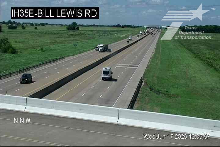 Live snapshot from IH35E @ Bill Lewis Rd