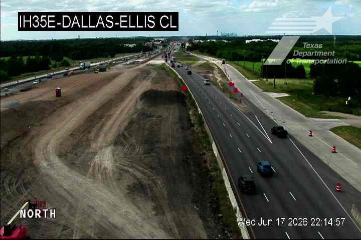 Live snapshot from IH35E @ Dallas-Ellis CL