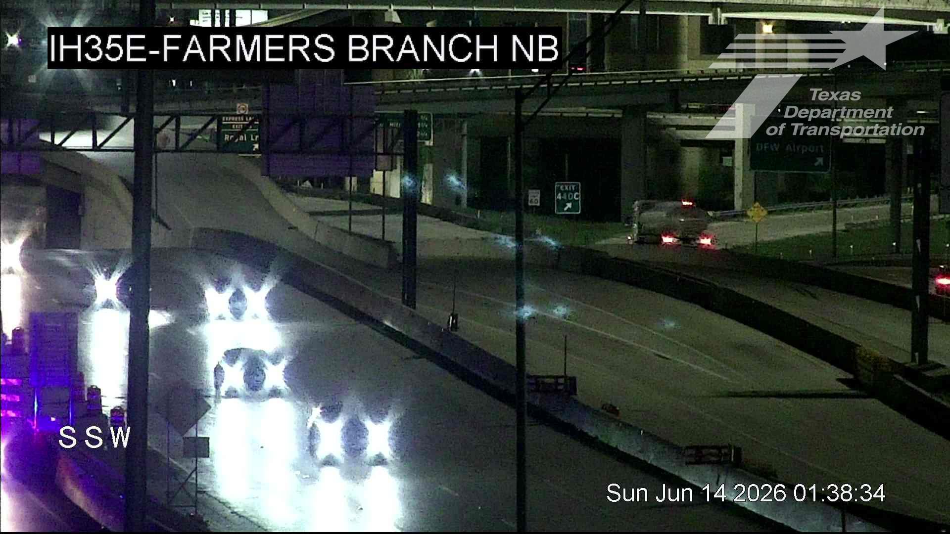 Live snapshot from IH35E @ Farmers Branch NB