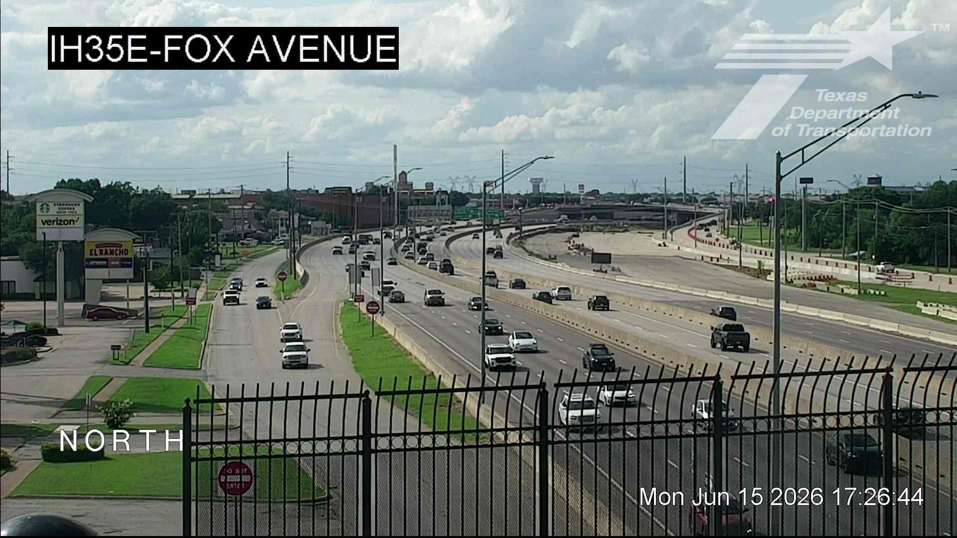 Live snapshot from IH35E @ Fox Avenue