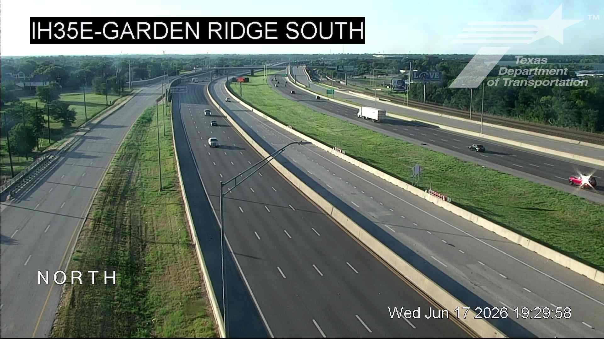 Live snapshot from IH35E @ Garden Ridge South
